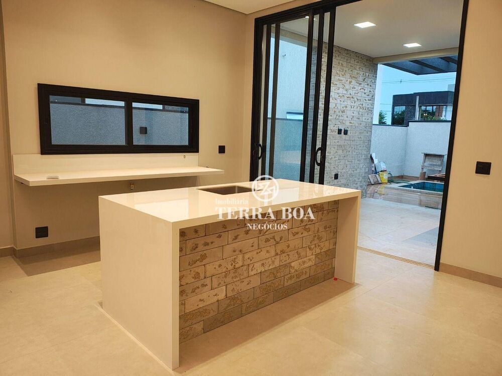 Casa de Condomínio à venda com 3 quartos, 229m² - Foto 2