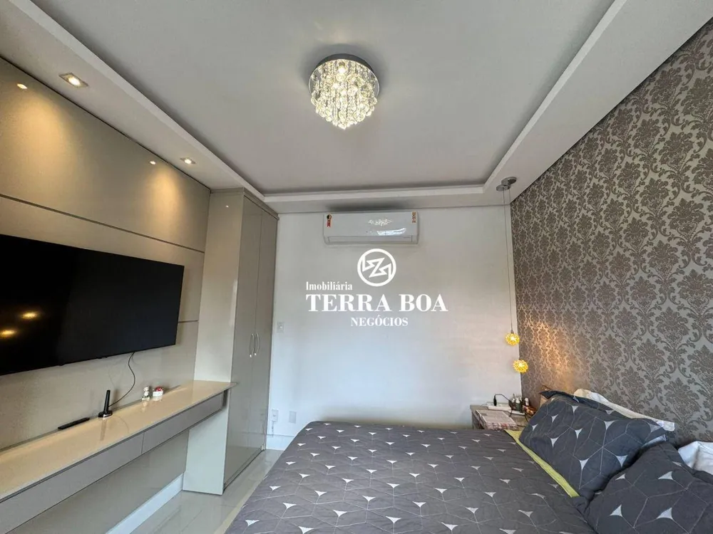 Sobrado, 3 quartos, 256 m² - Foto 13