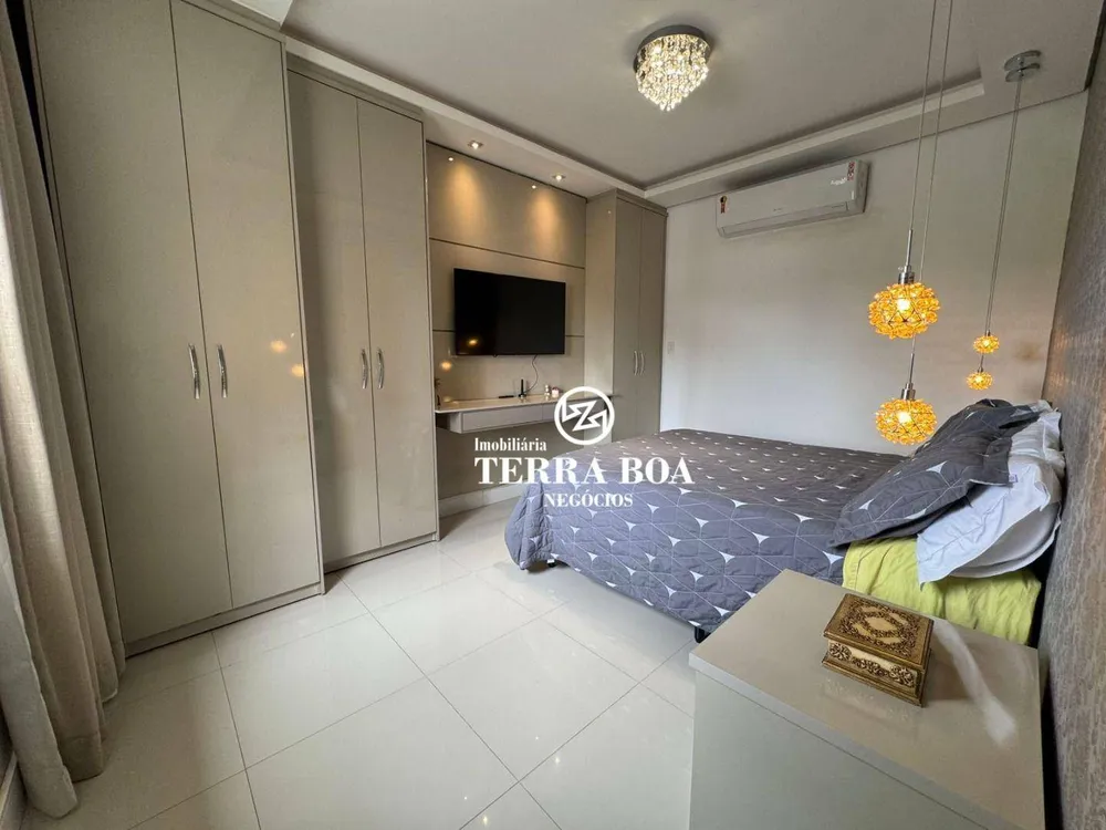 Sobrado, 3 quartos, 256 m² - Foto 1