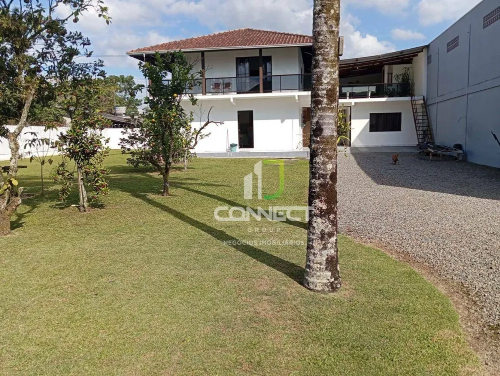 Casa, 4 quartos, 240 m² - Foto 17