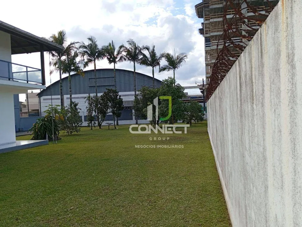 Casa, 4 quartos, 240 m² - Foto 5