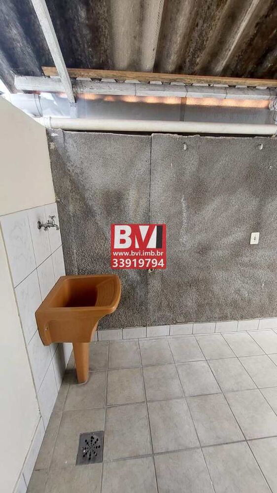 Casa à venda com 2 quartos, 80m² - Foto 8