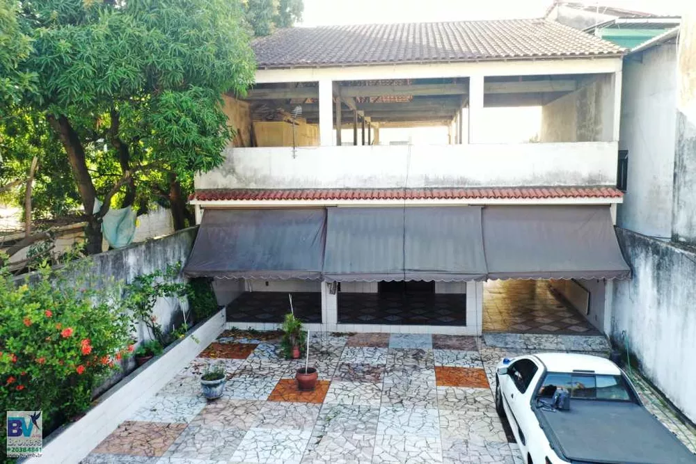 Casa, 3 quartos, 373 m² - Foto 1