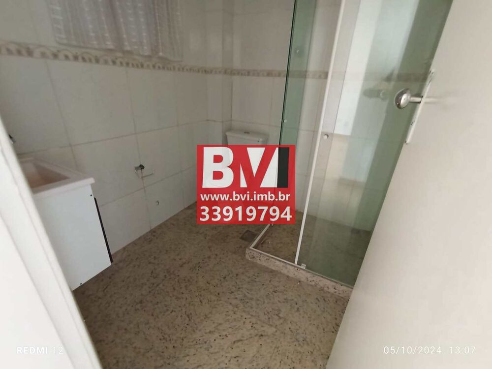 Apartamento à venda com 2 quartos, 70m² - Foto 1