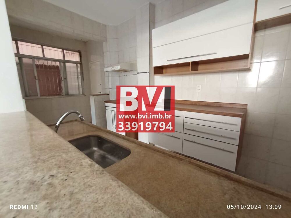 Apartamento à venda com 2 quartos, 70m² - Foto 9