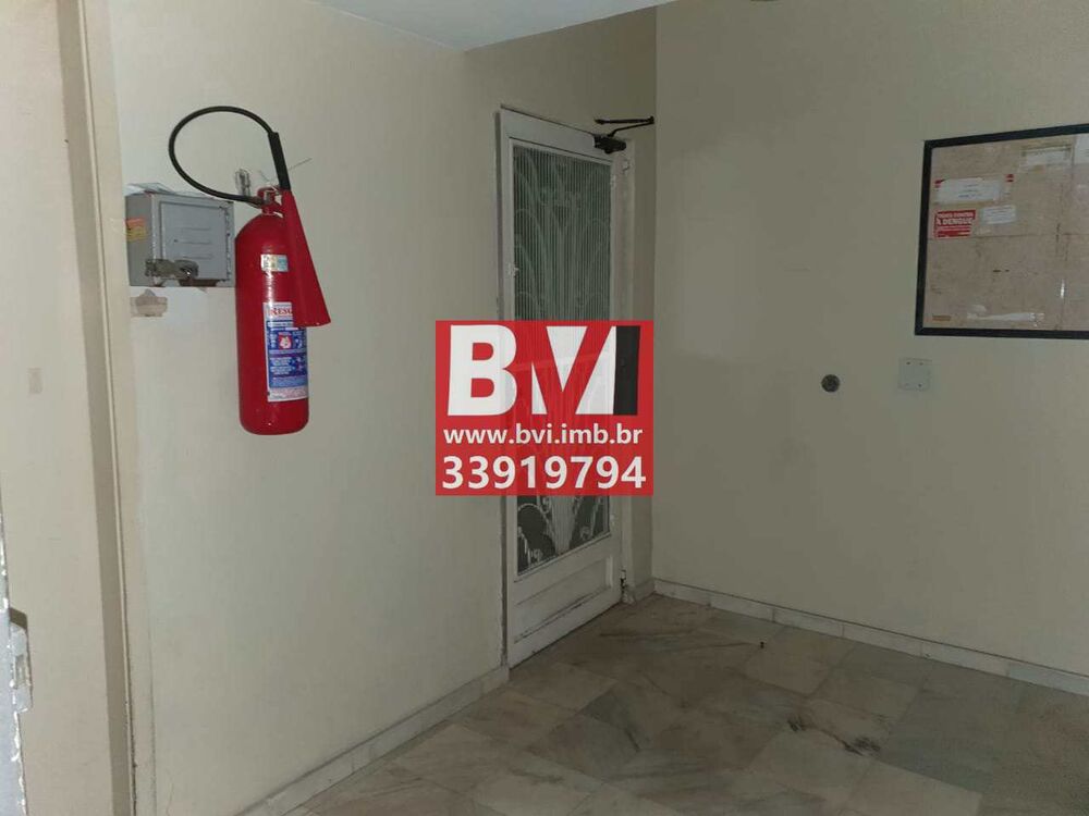 Apartamento à venda com 2 quartos, 65m² - Foto 4
