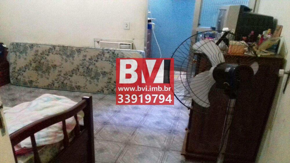 Casa à venda com 4 quartos, 220m² - Foto 3