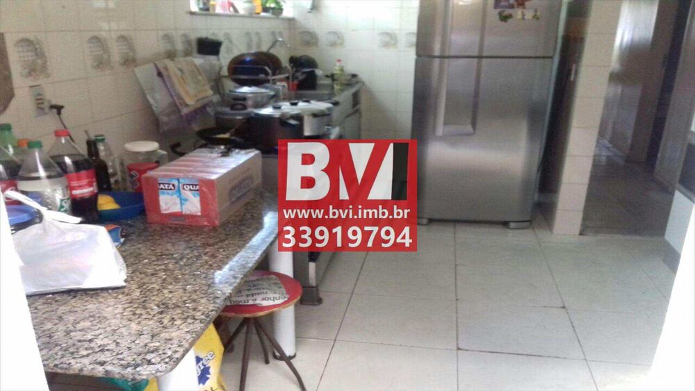 Casa à venda com 4 quartos, 220m² - Foto 7