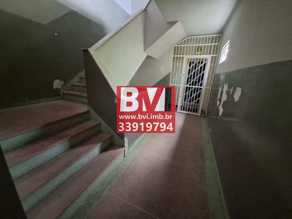 Apartamento à venda com 2 quartos, 80m² - Foto 2