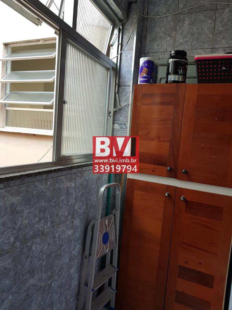 Apartamento à venda com 2 quartos, 70m² - Foto 11