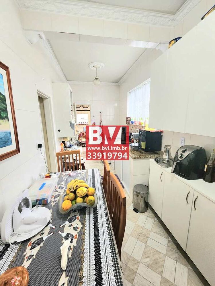 Casa à venda com 3 quartos, 320m² - Foto 18