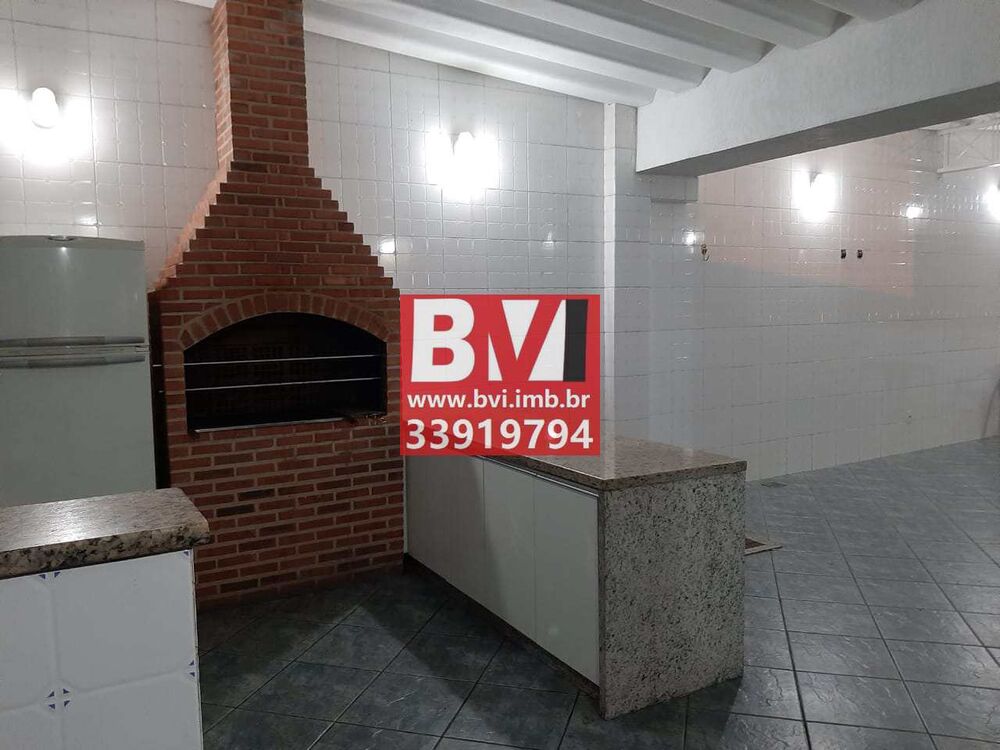 Casa à venda com 6 quartos, 500m² - Foto 2