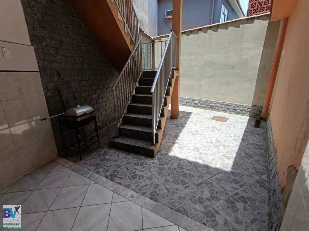 Casa, 3 quartos, 220 m² - Foto 4