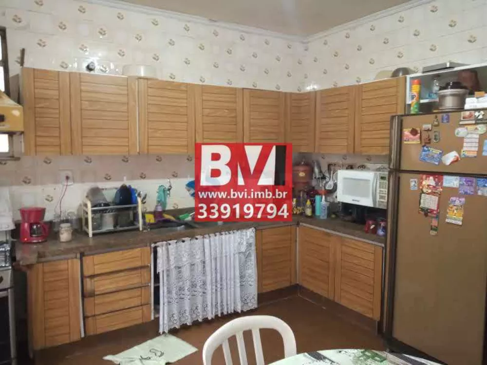 Casa à venda com 3 quartos, 250m² - Foto 18