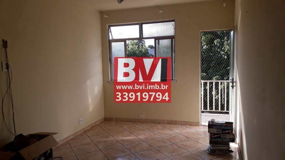Apartamento à venda com 2 quartos, 75m² - Foto 2