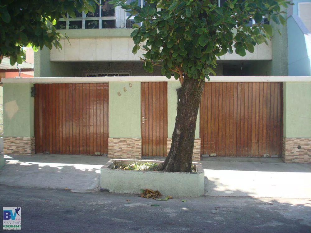 Casa, 4 quartos, 200 m² - Foto 1