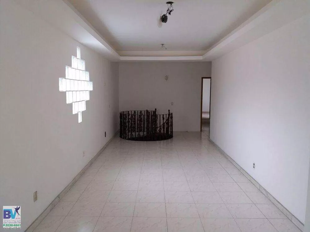 Casa, 4 quartos, 200 m² - Foto 2