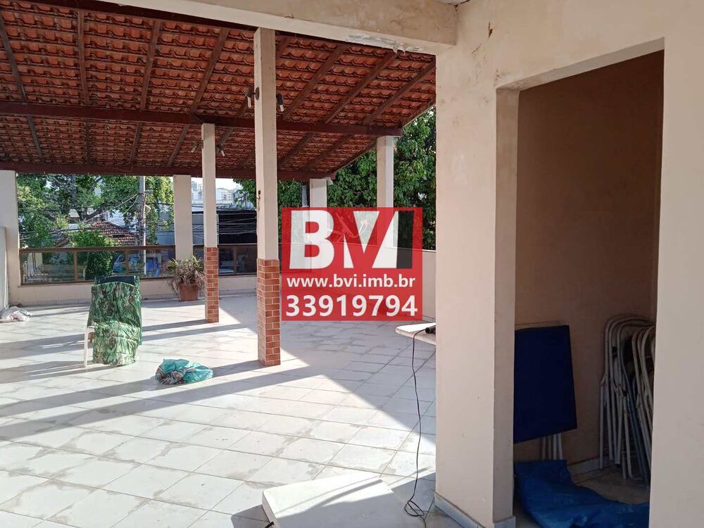 Casa à venda com 4 quartos, 60m² - Foto 4
