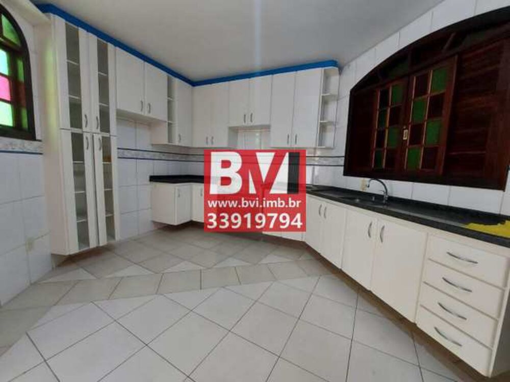 Casa à venda com 4 quartos, 280m² - Foto 9
