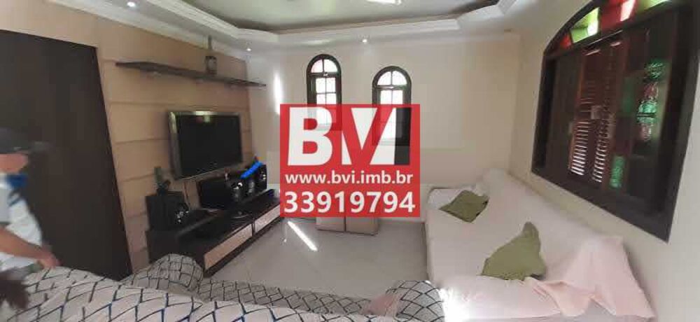 Casa à venda com 4 quartos, 280m² - Foto 4