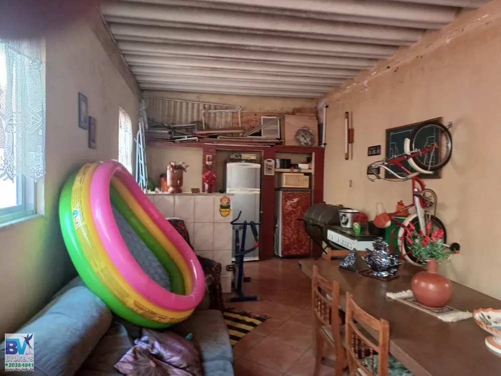 Casa, 4 quartos, 276 m² - Foto 1