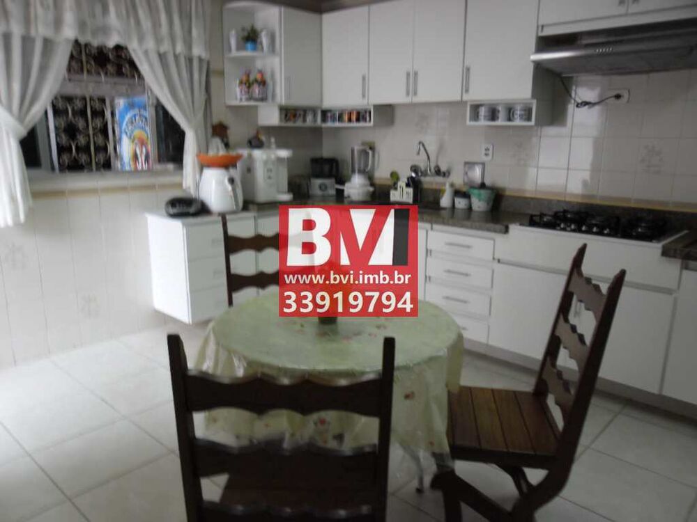 Casa à venda com 3 quartos, 107m² - Foto 3