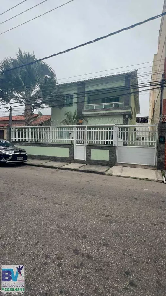 Casa, 4 quartos, 190 m² - Foto 1