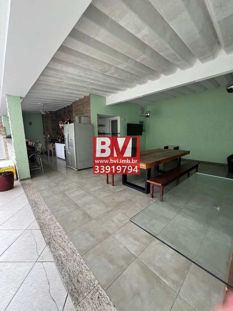 Casa à venda com 4 quartos, 190m² - Foto 28