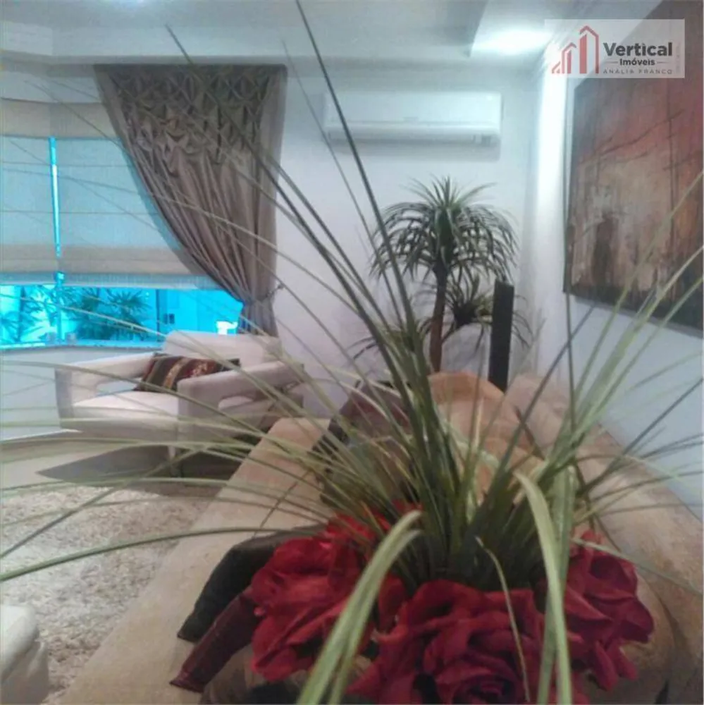 Sobrado, 3 quartos, 250 m² - Foto 4