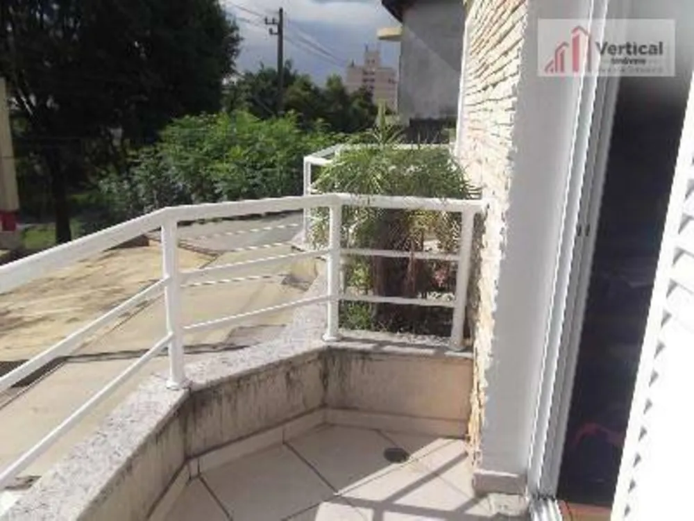 Sobrado, 3 quartos, 250 m² - Foto 1