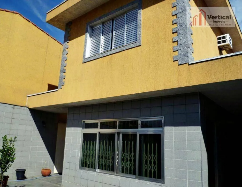 Sobrado, 3 quartos, 213 m² - Foto 2
