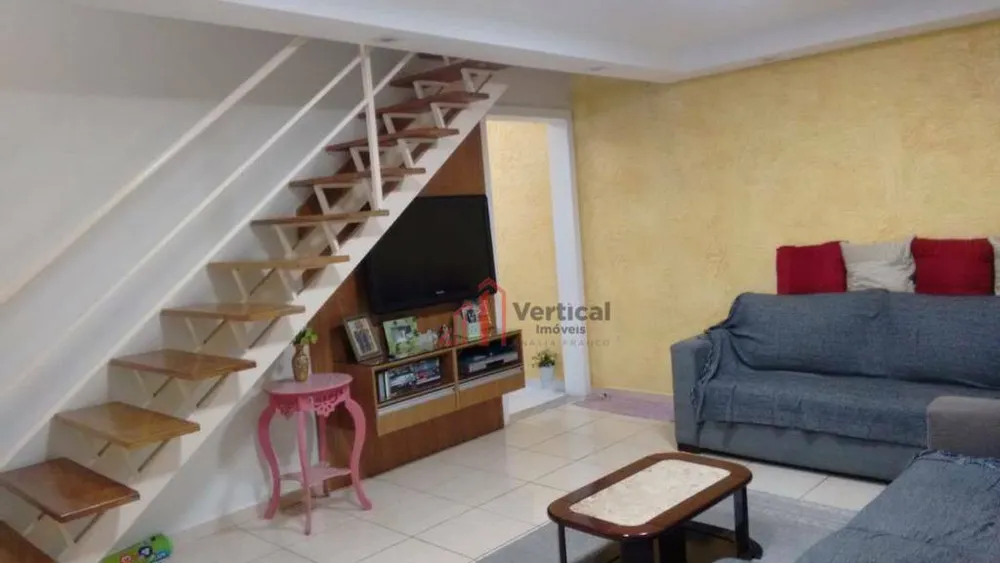 Sobrado, 3 quartos, 198 m² - Foto 1