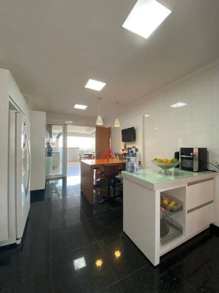 Apartamento, 3 quartos, 200 m² - Foto 3