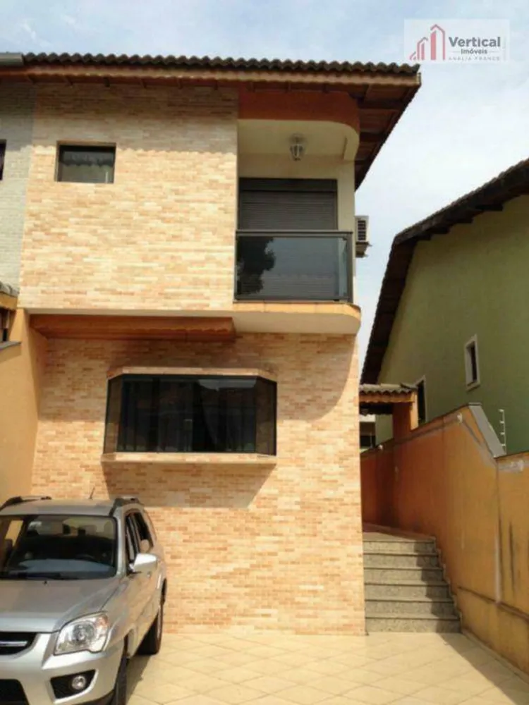 Sobrado, 3 quartos, 200 m² - Foto 1