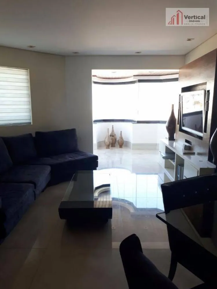 Apartamento, 3 quartos, 130 m² - Foto 4