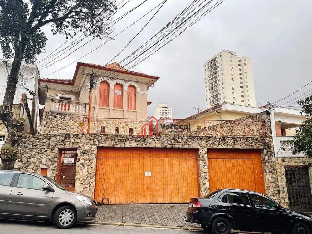 Sobrado, 3 quartos, 593 m² - Foto 1