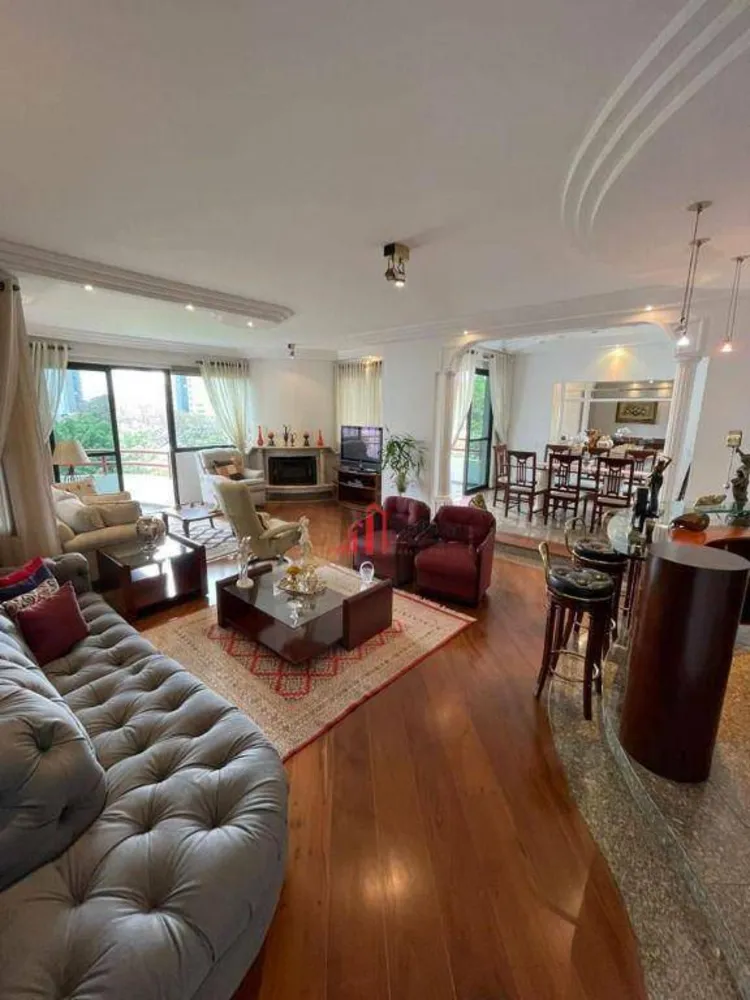 Apartamento, 4 quartos, 250 m² - Foto 1