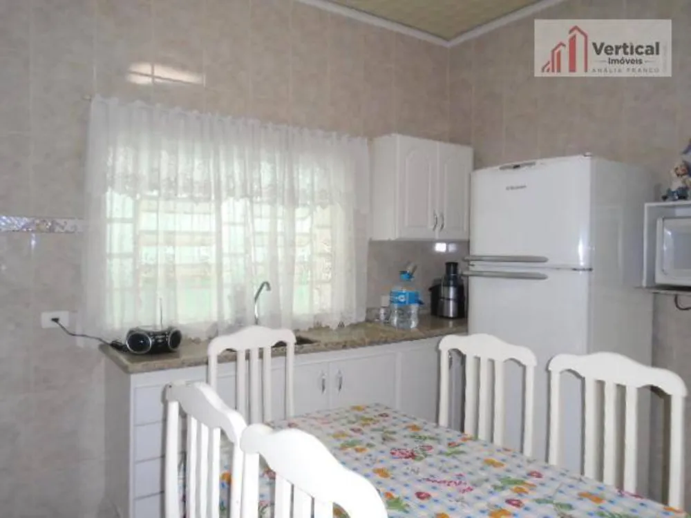 Casa, 3 quartos, 110 m² - Foto 1