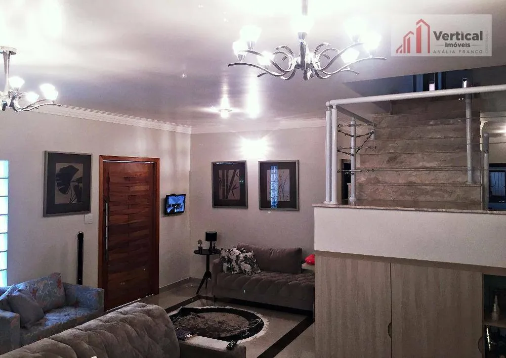 Sobrado, 4 quartos, 353 m² - Foto 1