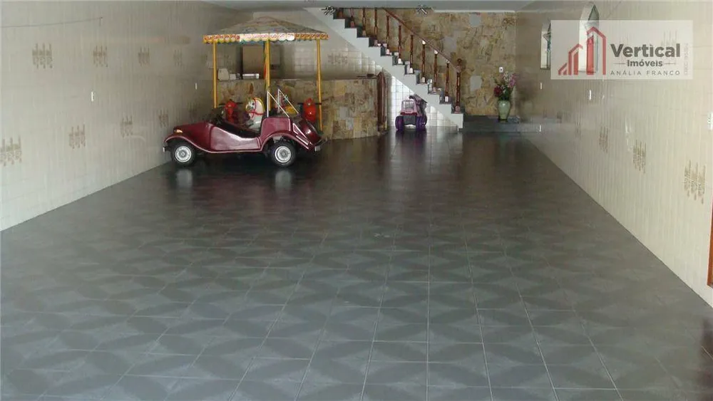 Casa, 3 quartos, 266 m² - Foto 1