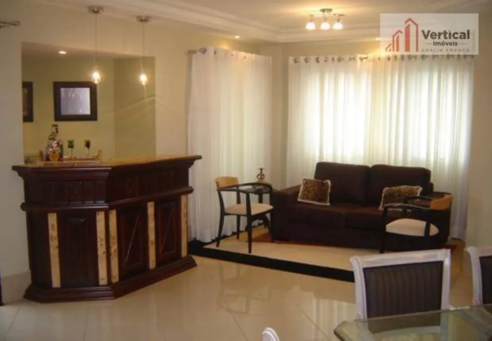 Apartamento, 3 quartos, 225 m² - Foto 2
