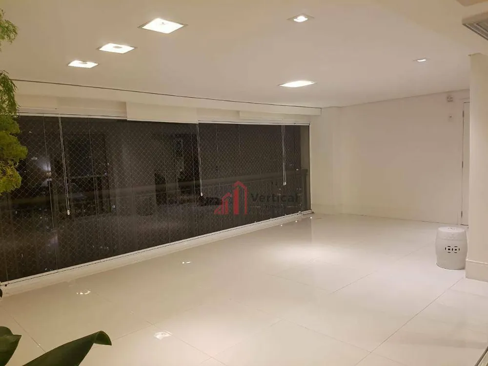 Apartamento, 3 quartos, 200 m² - Foto 4