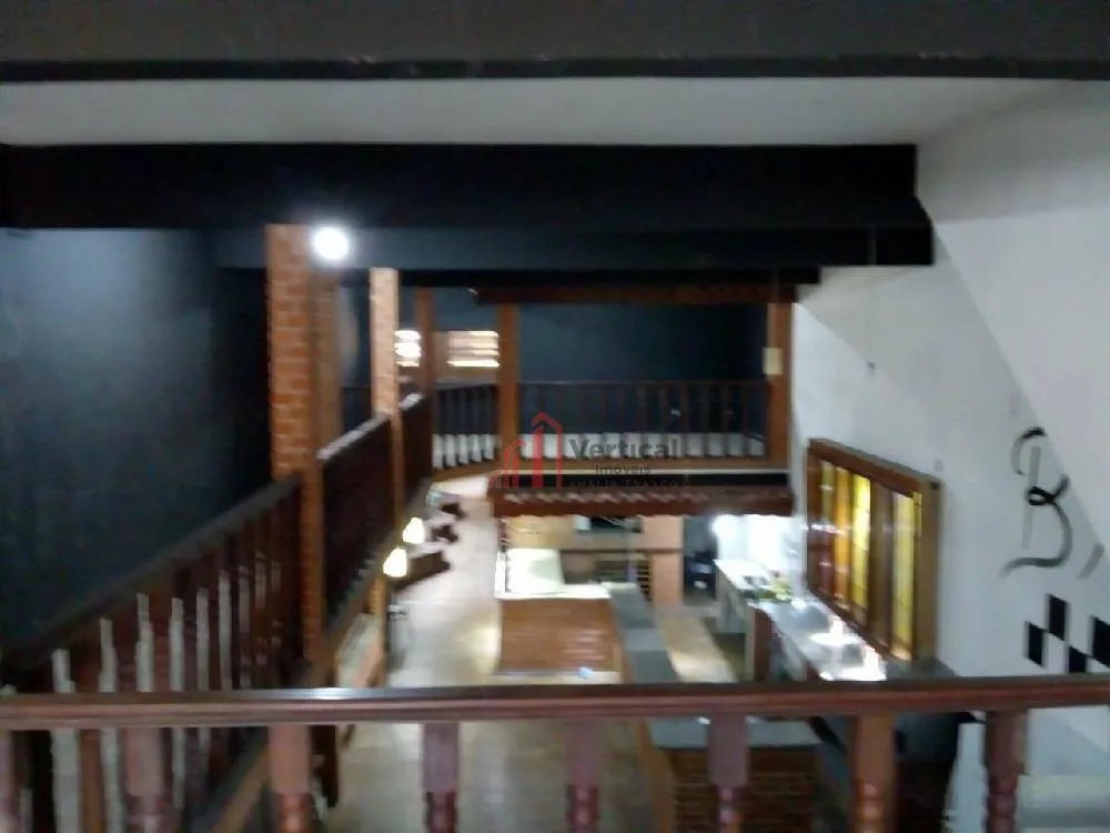 Prédio Inteiro, 560 m² - Foto 1