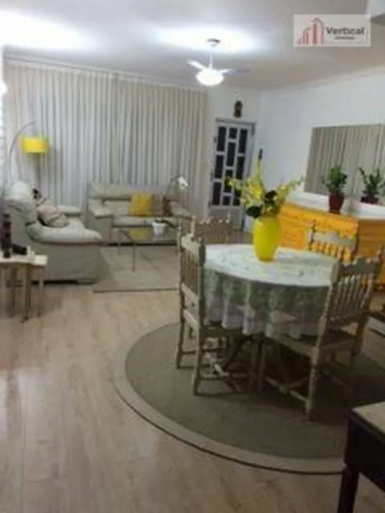 Sobrado, 3 quartos, 260 m² - Foto 1
