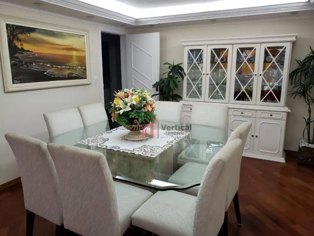 Apartamento, 3 quartos, 130 m² - Foto 1