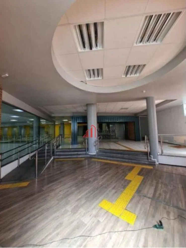 Depósito-Galpão, 6100 m² - Foto 1