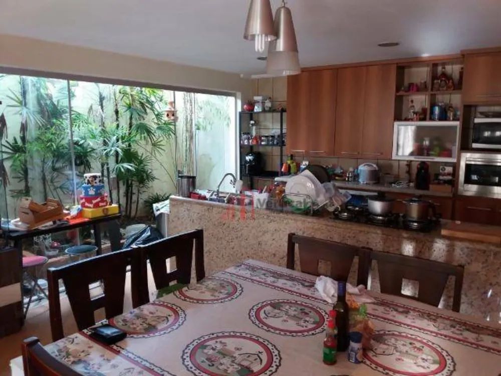 Sobrado, 4 quartos, 537 m² - Foto 1