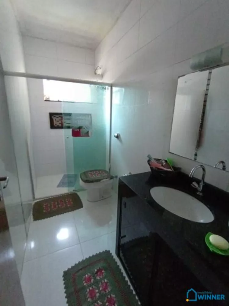 Casa, 3 quartos, 197 m² - Foto 1