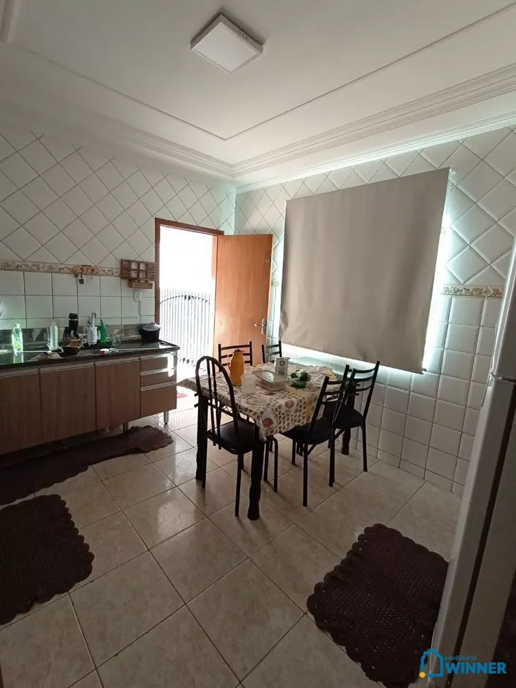 Casa, 3 quartos, 197 m² - Foto 3