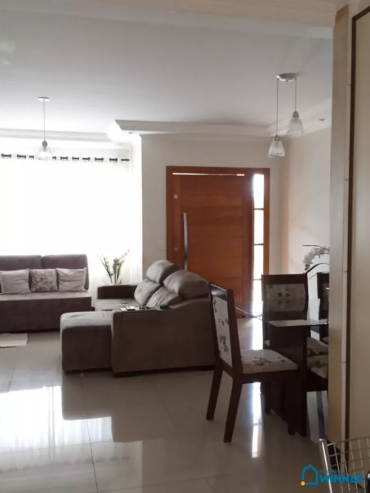 Casa, 3 quartos, 140 m² - Foto 2